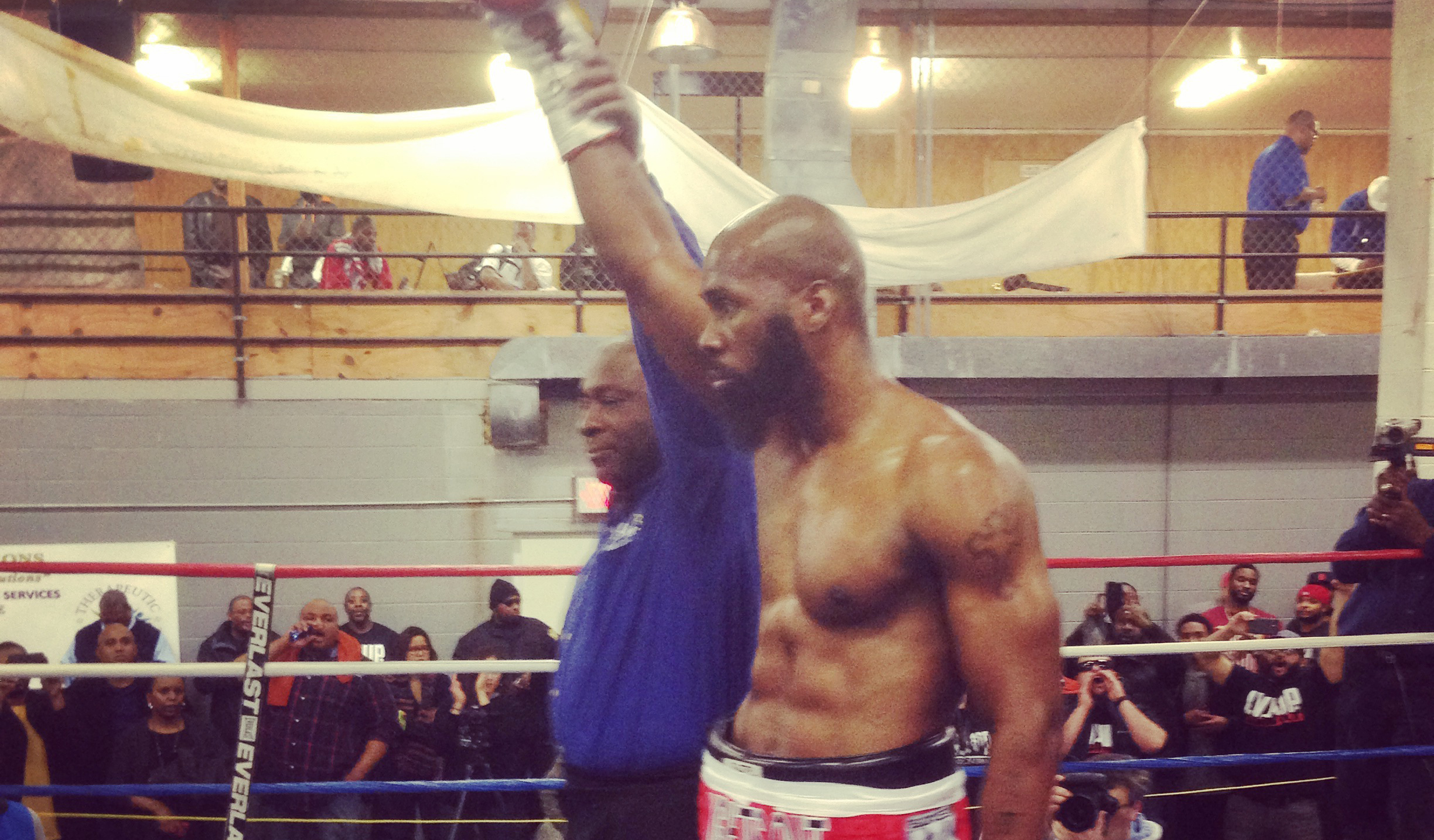 Luther “Lights Out” Smith KO’s Opponent in Less than Two Minutes in Exhilarating Professional Debut at Age 36
